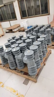 เครื่องตัดวงจรระบายความแรงสูงด้วยเครื่องปรับระบายสีเซรามิก ที่ติดตั้งขั้วสําหรับ 11 kV ถึง 40.5 kV และอายุการใช้งาน 20 ปี